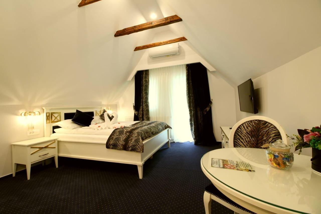 Casa Hermanni Apartment *